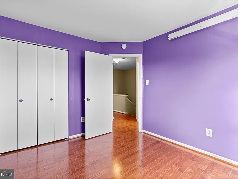 8871 Manahan Dr — Photo 17