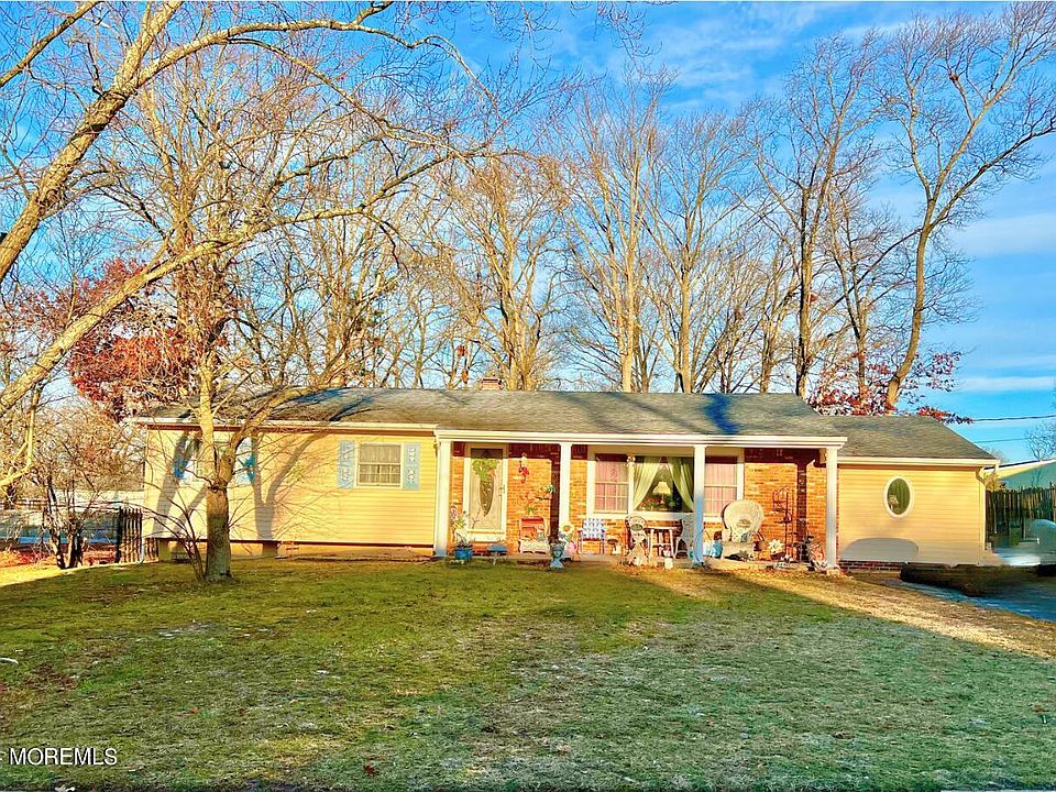 1st image of 1026 Amethyst Drive