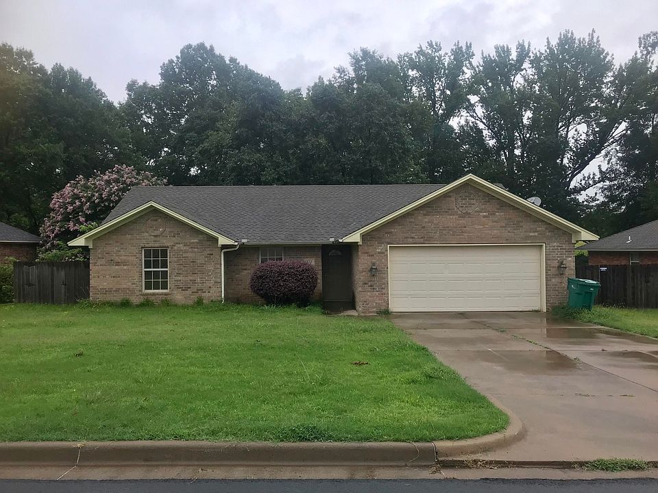 1st image of 123 Ashbrook Ln