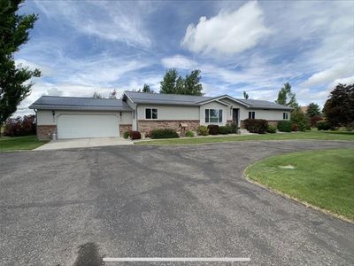 528 N Hanson Ave, Shelley, ID, 83274