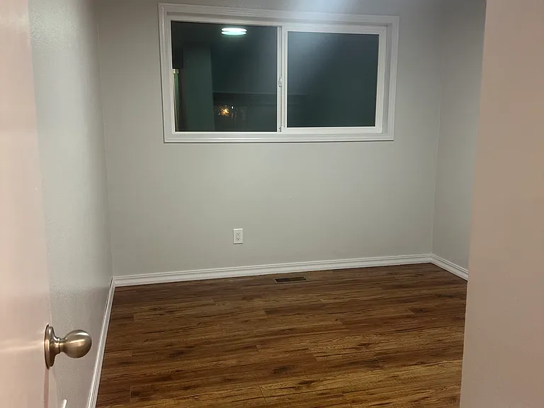 215 Brandywine Ct — Photo 12