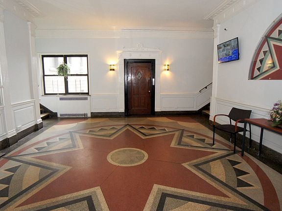 5th image of 2375 Ocean Ave APT 1B