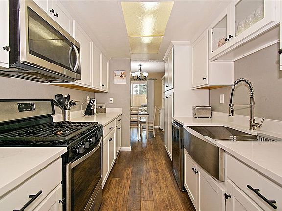 3rd image of 2170 Catalpa Ct