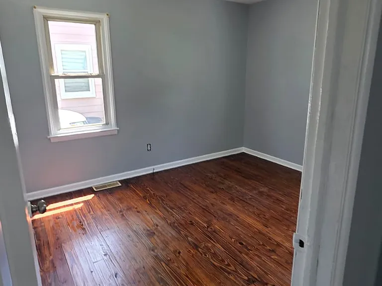 6646 Harding St — Photo 5