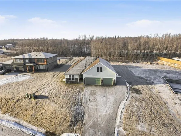 2222 S Sanctuary Dr, Palmer, AK 99645