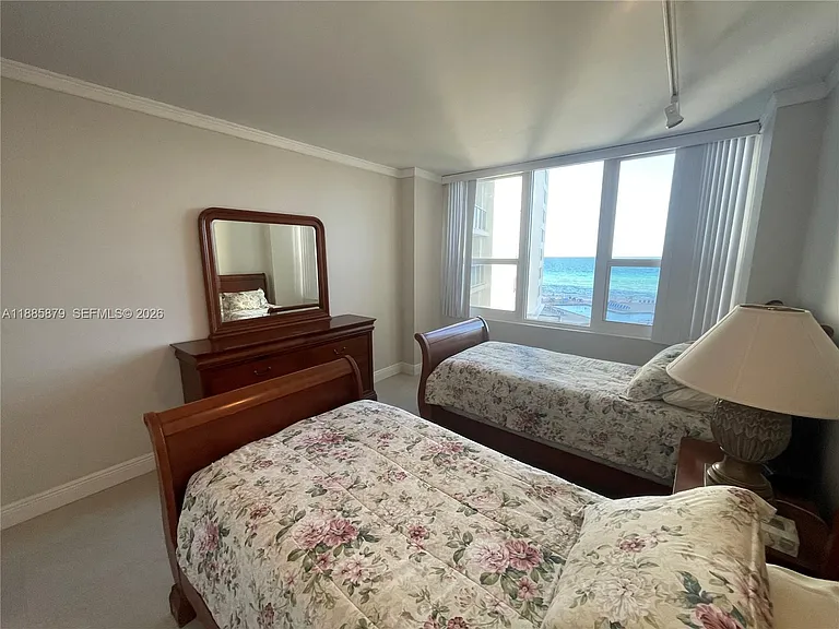3505 S Ocean Dr #420 — Photo 8