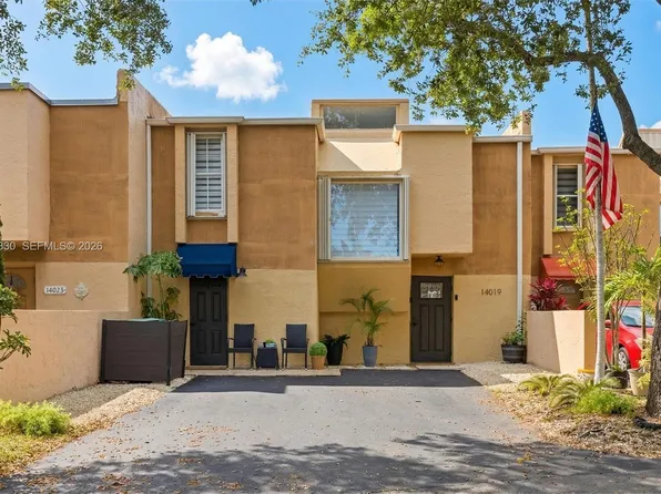 14019 SW 67th Ter, Miami, FL 33183