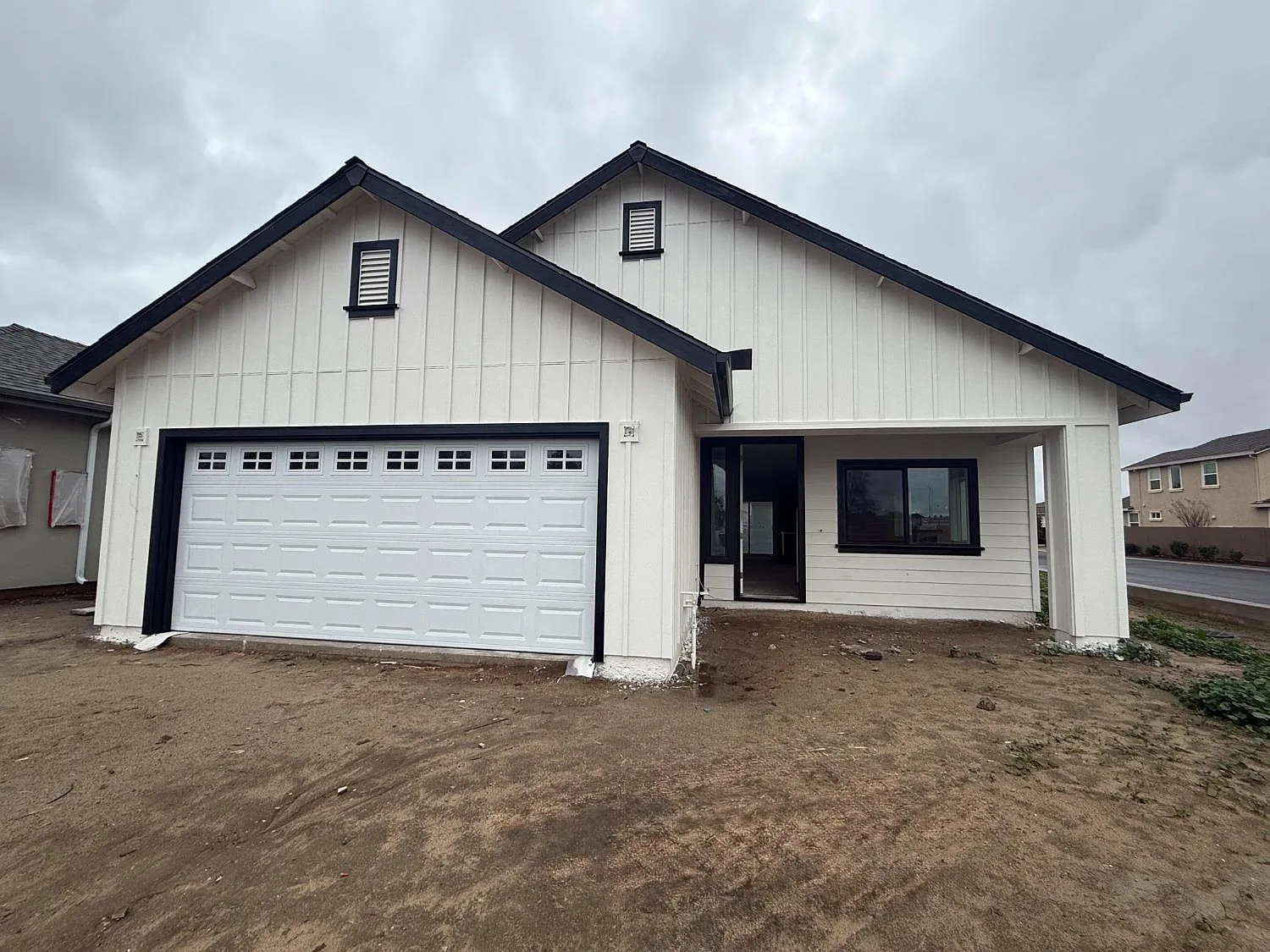 1852 Lovejoy Pl photo 1