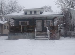 1906 Mackinaw St, Saginaw, MI 48602