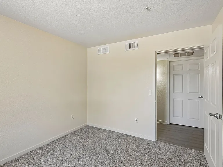82-web-or-mls-unit D129-020