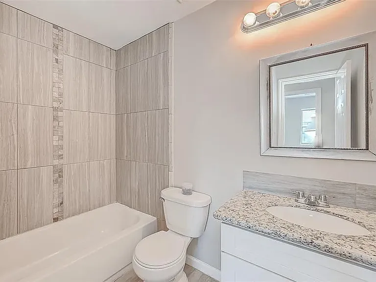 16938 Enchanted Cir E — Photo 8