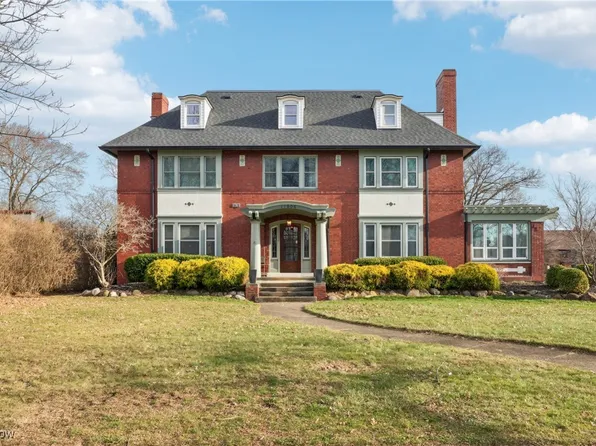 11006 Lake Ave, Cleveland, OH 44102