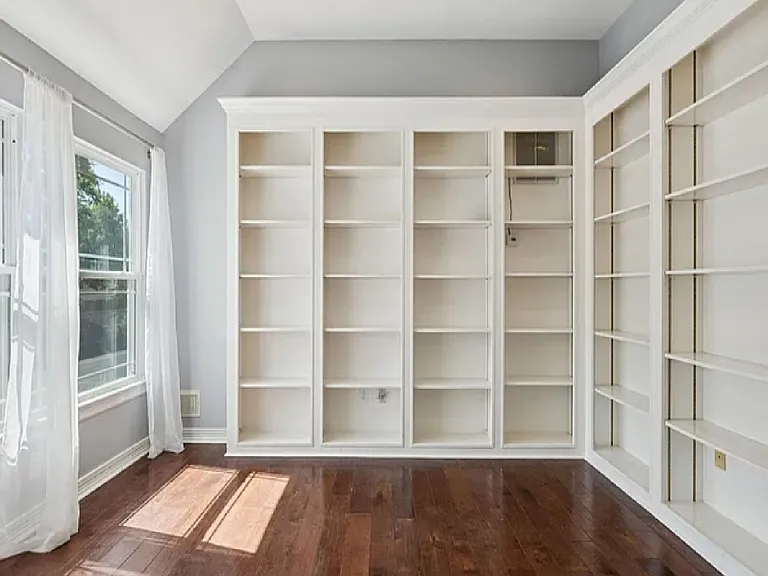 1818 Hillgreen Dr — Photo 31