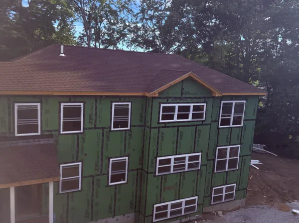 85 Boston Ave, Worcester, MA