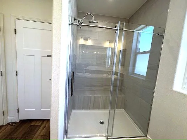 3 bed, 2.0 bath, 1447 sqft, $1,575 — Photo 3