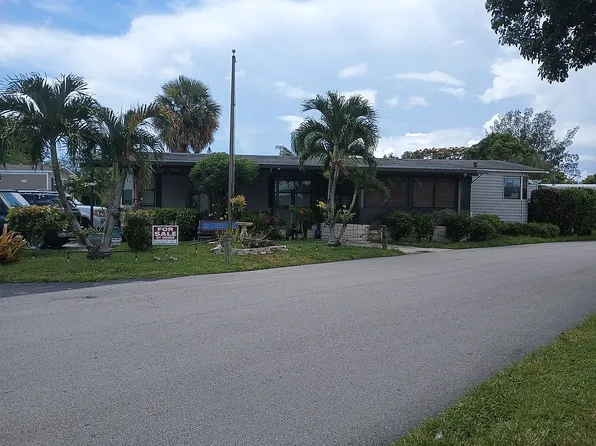 6355 Chub Cay Ave, Lantana, FL 33462