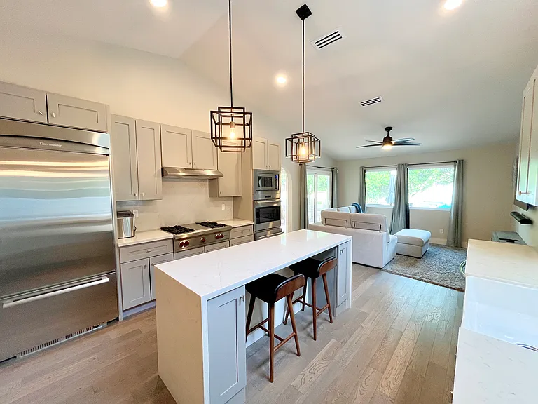 39866 Newcastle Dr — Photo 9