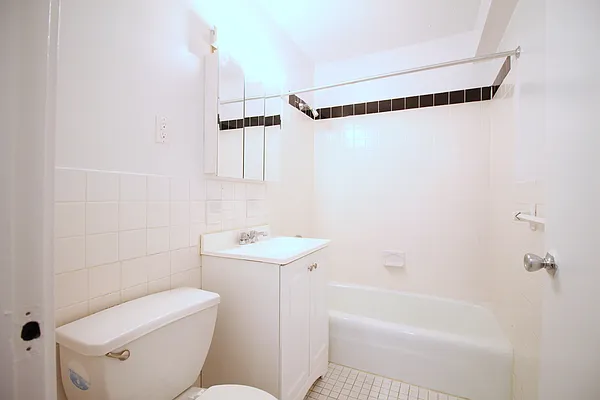 Rented by Corcoran | media 16