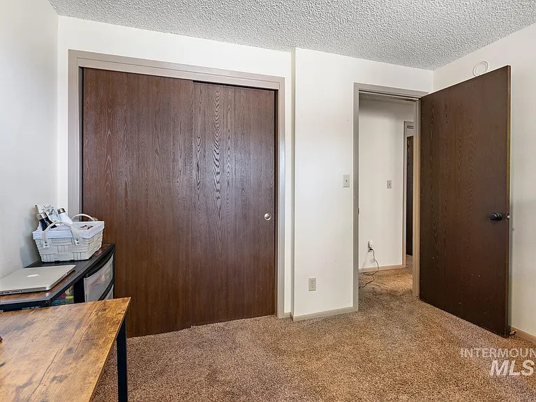 818 S White Cloud Dr — Photo 8