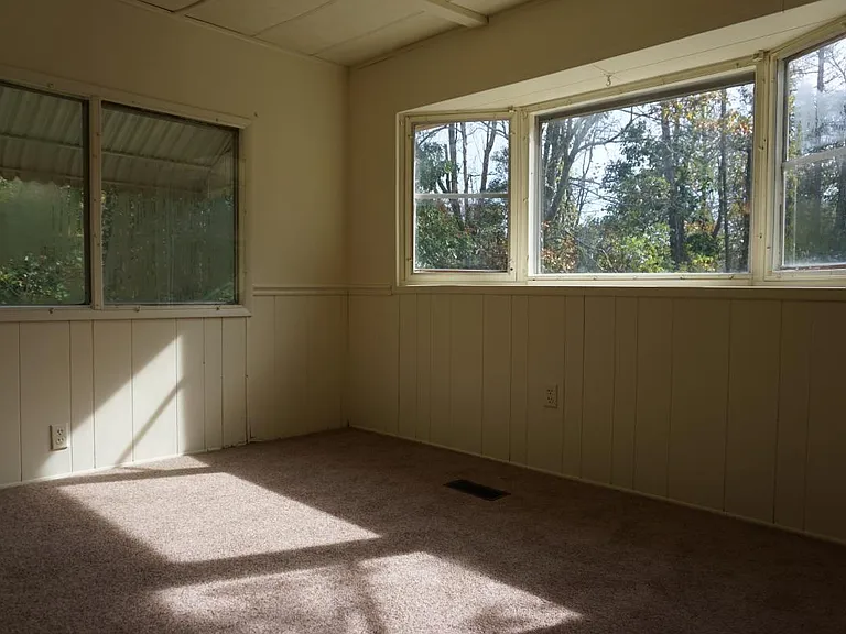 1101 Rolling Hills Rd — Photo 16