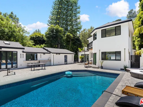 1750 N Beverly Glen Blvd, Los Angeles, CA 90077