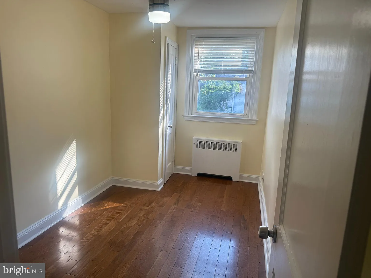 3 bed, 1368 sqft, $2,200 — Photo 4