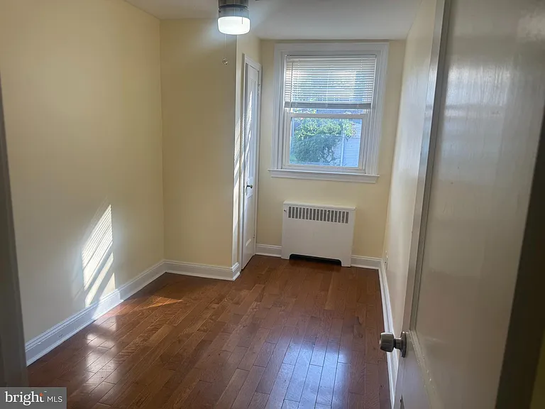 544 Wiltshire Rd — Photo 4