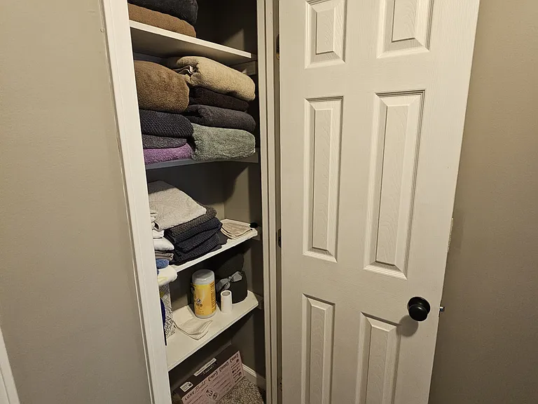 312 W Monroe St #4 — Photo 10