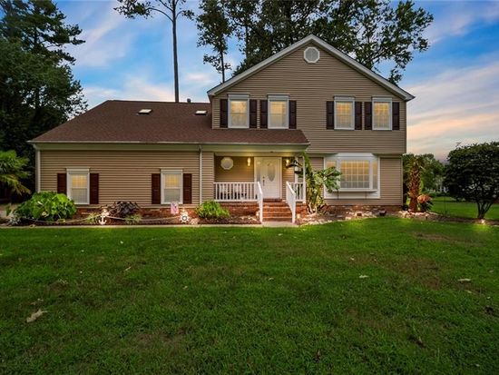 22 Valmoore Dr Poquoson Va 23662 Mls 10334338 Zillow