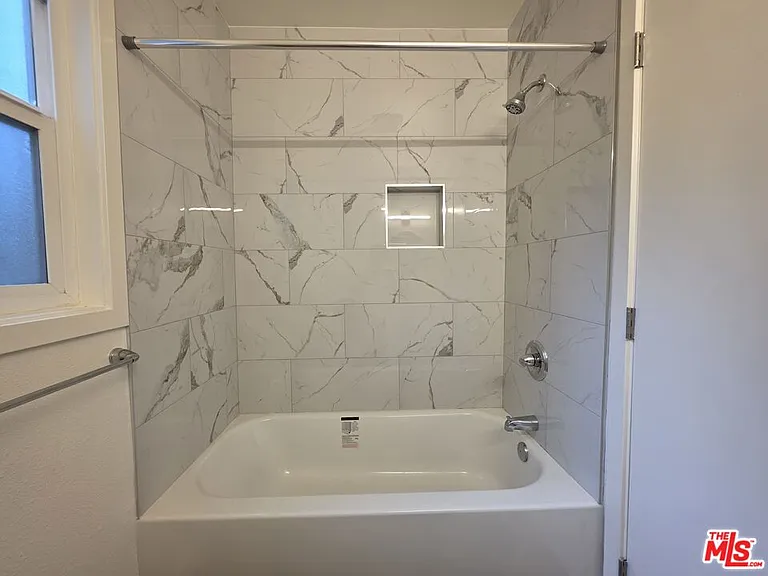 1280 West Blvd #1282A — Photo 36