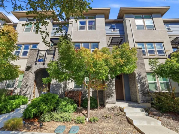 561 San Pasqual Ter #4, Sunnyvale, CA 94085