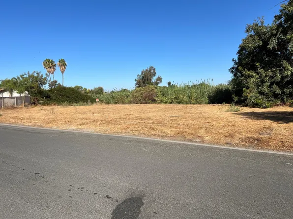 W Vandalia Avenue, Porterville, CA 93257