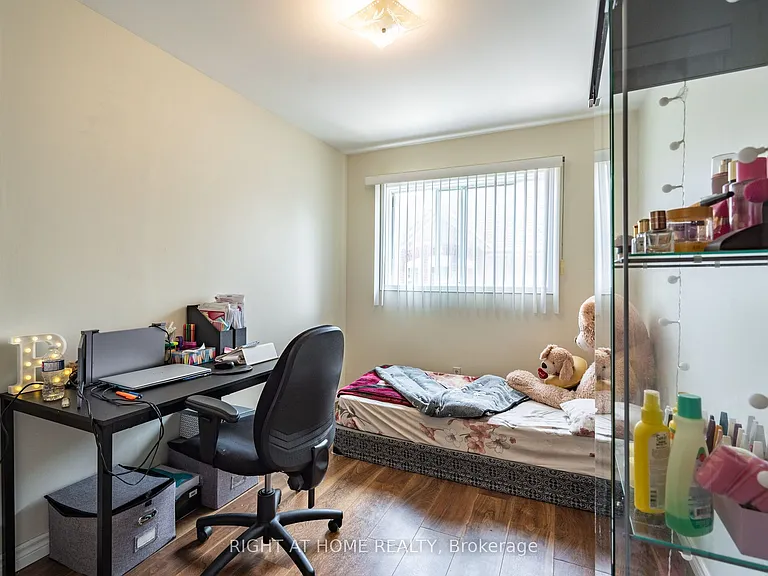 3974 Discovery Ct — Photo 36
