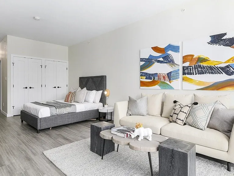 311 E 6th Ave #212 — Photo 4