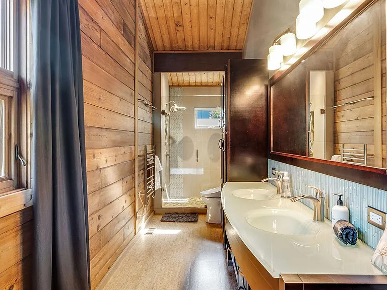 260 Juanita Ave — Photo 21
