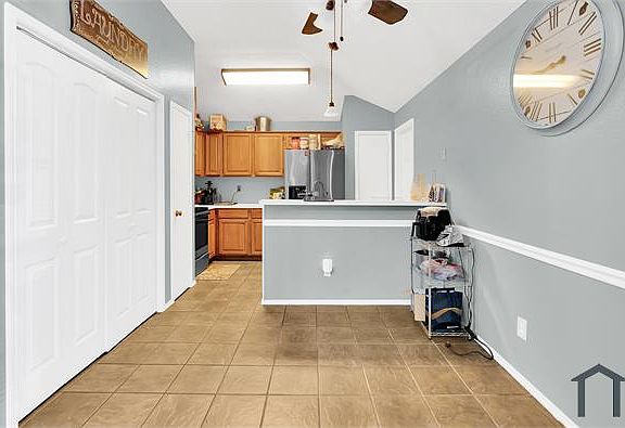 3rd image of 8505 Delta Way