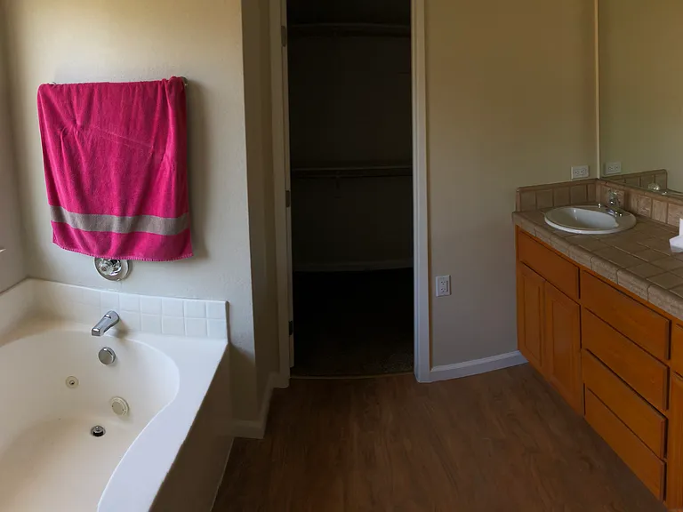 4334 Rockwood Ct — Photo 10