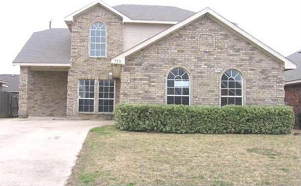 1st image of 733 Nelson Dr