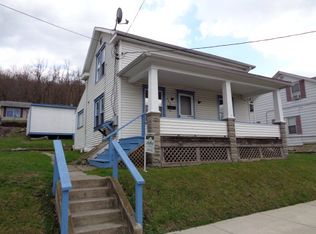 422 E Freedom Ave, Burnham, PA 17009