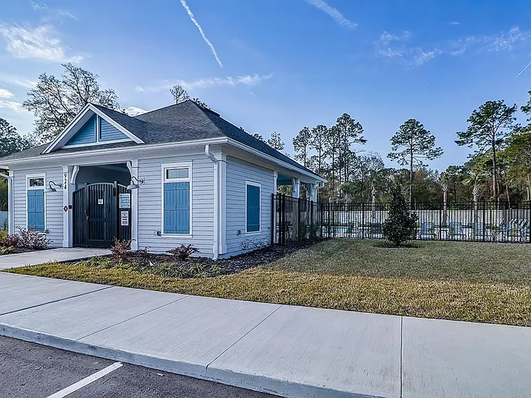 597 Lake Sinclair St — Photo 64