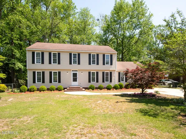 2713 Brookhaven Drive, Kinston, NC 28504