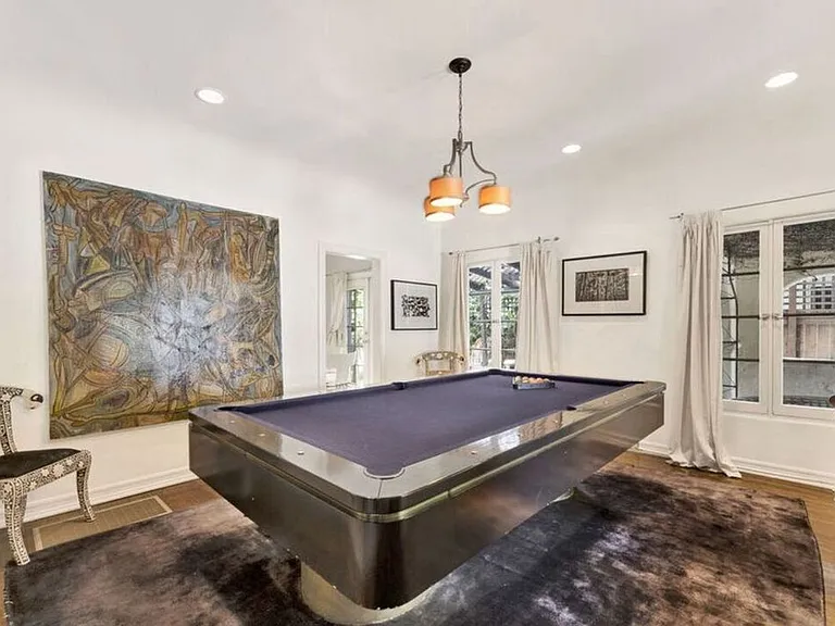 634 N Highland Ave — Photo 6