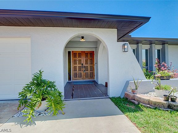 2nd image of 5029 SW 11th Pl