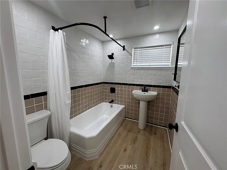 15965 Coral St — Photo 9