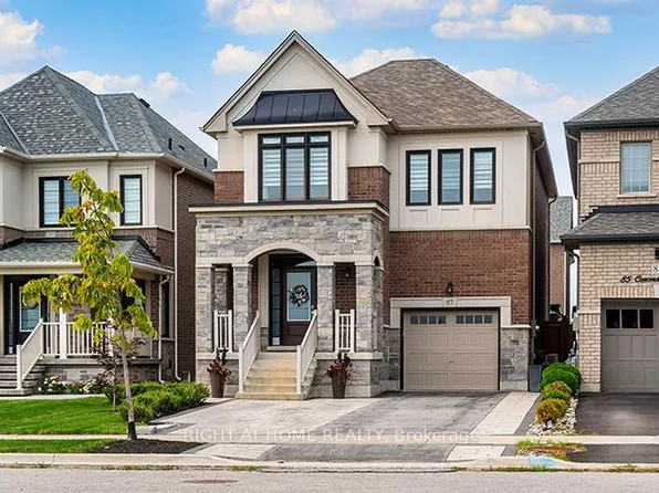 87 Carondale Sq, East Gwillimbury, ON L9N 0X7