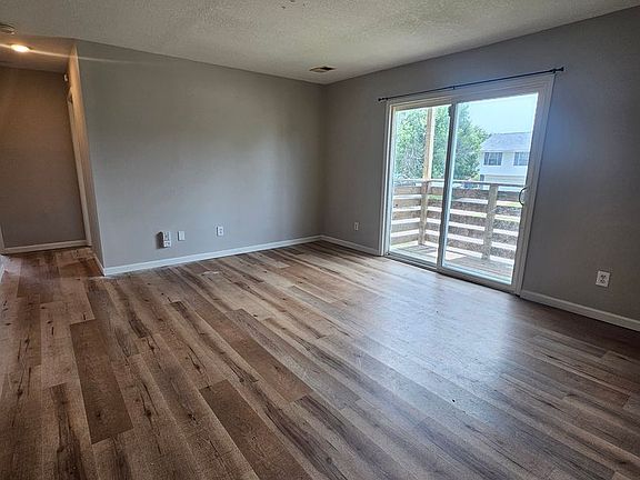 2nd image of 2617 N Clark St APT 7
