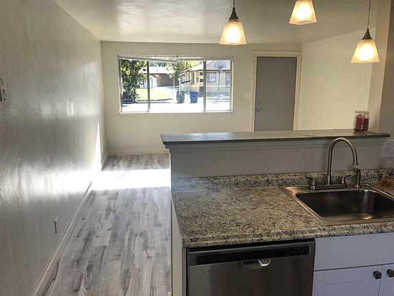 3rd image of 806 E Georgia Ave