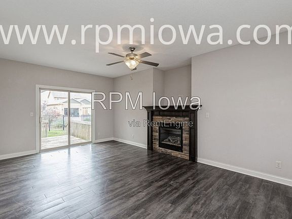 2nd image of 1907 SW Vintage Pkwy