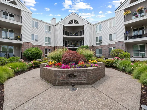15510 NE Knott St Unit 11, Portland, OR 97230