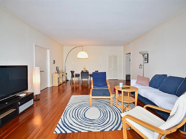 2425 Underwood St #346 — Photo 5